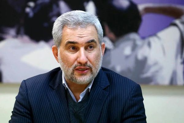 وزیر اقتصاد معرفی می‌شود