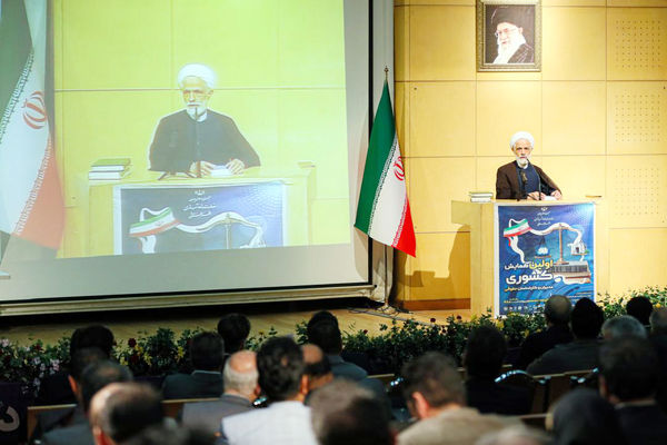 انصاری: حقوق، ستون فقرات حکمرانی توسعه محور است/ سازمان‌های حقوقی باید از حالت منفعل خارج شوند/حمایت حقوقی از قراردادها با ۳ چالش روبرو است