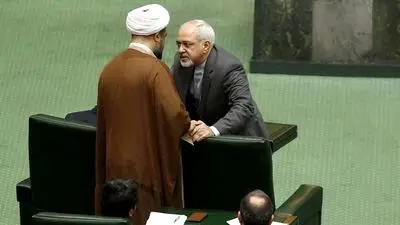 بحران ظریف و شکاف در مجلس