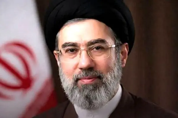 نگاهی به زندگینامه رهبر جدید ایران؛ آیت‌الله سیدمجتبی حسینی خامنه‌ای کیست؟ 