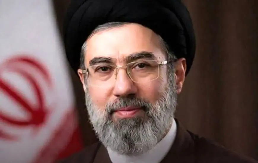 نگاهی به زندگینامه رهبر جدید ایران؛ آیت‌الله سیدمجتبی حسینی خامنه‌ای کیست؟ 