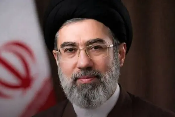 نگاهی به زندگینامه رهبر جدید ایران؛ آیت‌الله سیدمجتبی حسینی خامنه‌ای کیست؟ 