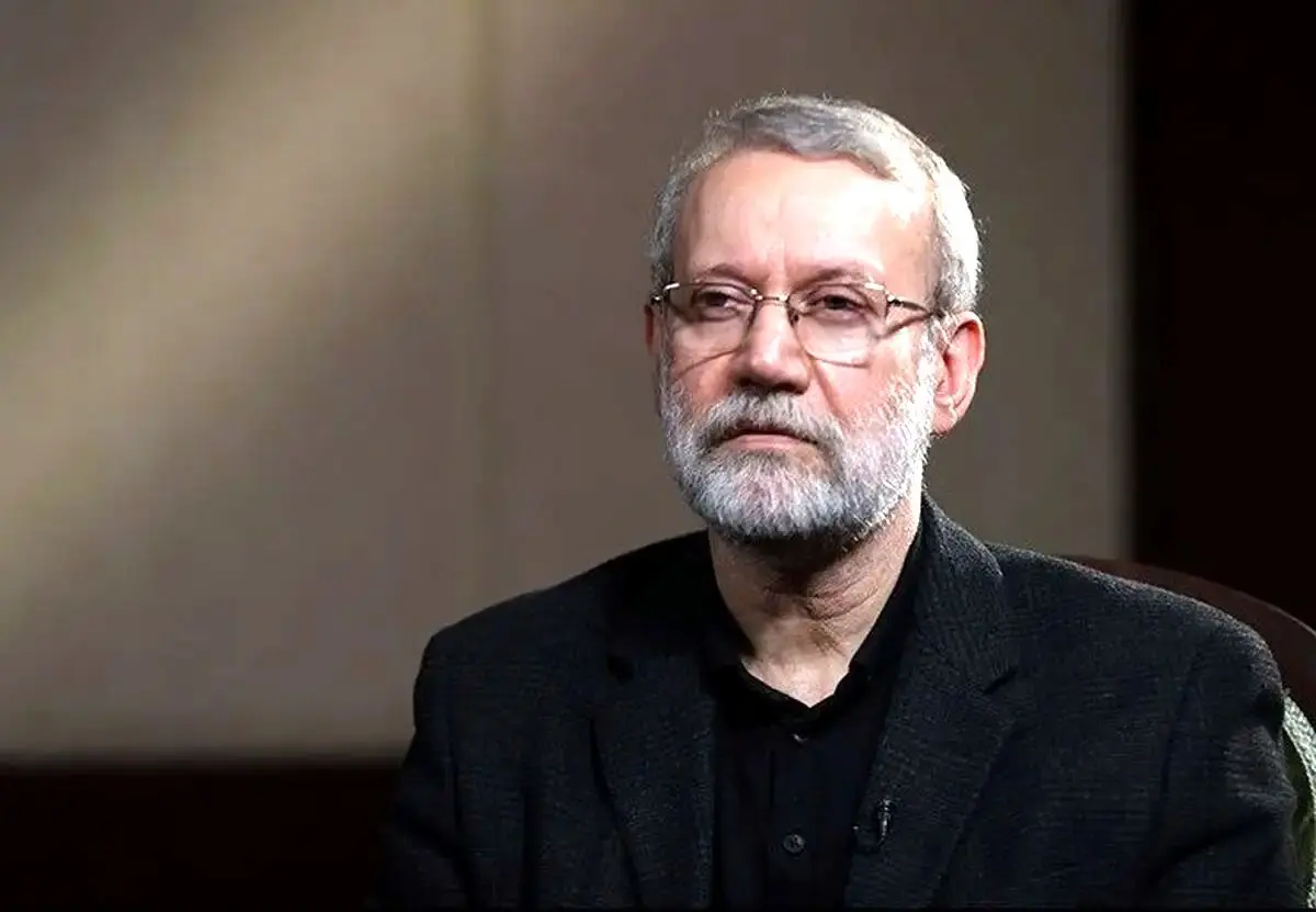 پاسخ یک کلمه‌ای علی لاریجانی